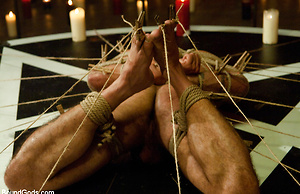 Master Avery ties up Alessio Romero and gives him a sacrificial fuck on Halloween night.
