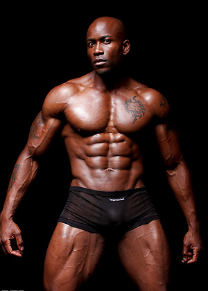 Ebony bodybuilder Sylvester Randolph by Muscle Hunks image 5