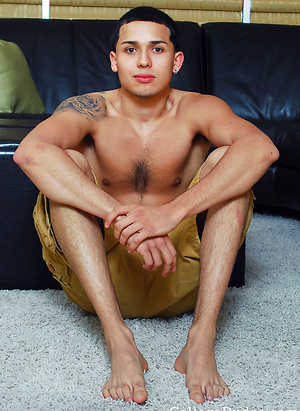 Sexy 23 y.o. boy Bobbie Saint Busts A Nut