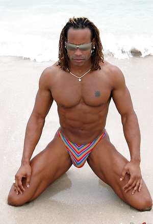 Marlone Starr posing naked outdoors