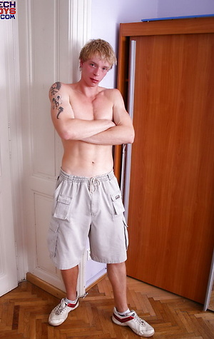 Hot blond twink jerking off