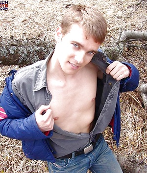 Czech twink jerking off dick