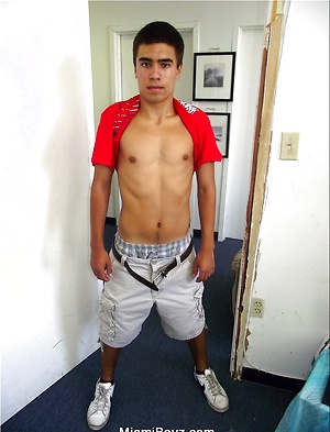Uncut latino twink jacking off