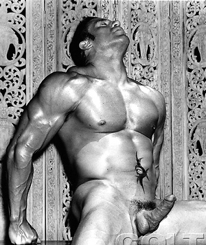 Muscle man naked by Colt Studio image 1