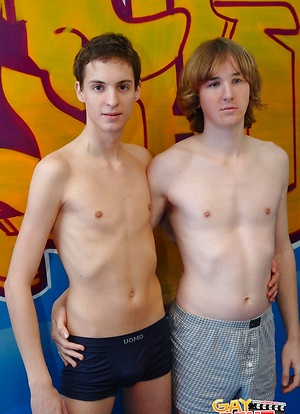Gay Rent Boys in Jack-off & Sucking Fun