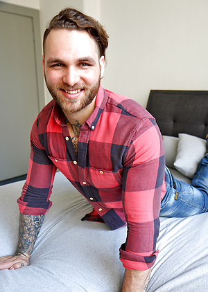 Catching up with my handsome mate Hunter Jones by Bentley Race image 3