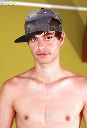 Robby Kream spews a load of cum from his uncut cock.