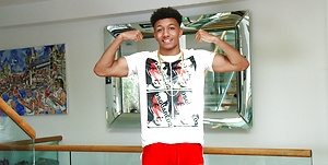 Straight Young & Extremely Ripped Tyler shows his perfect body by English Lads image 4