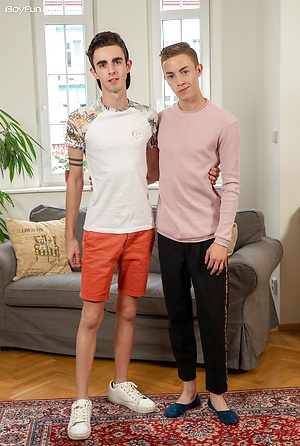 Twinks Jesse Evans and Nick Danner love bareback anal by BoyFun image 1
