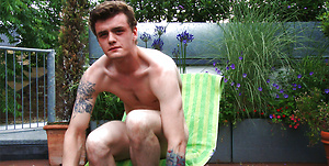 Straight Young Boxer Kieran Wanks his Thick Uncut Cock & Shoots his Load!