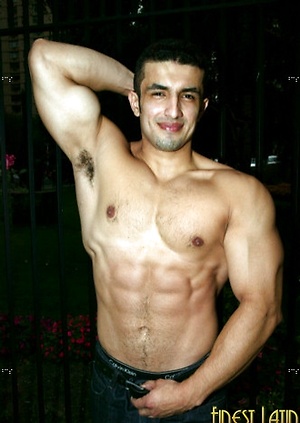 Latin muscle man Jorge
