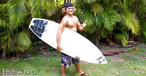 Bo - Straight Surfer Dude Eats His Own Cum!