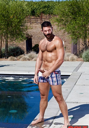 Bob Hager naked outdoors