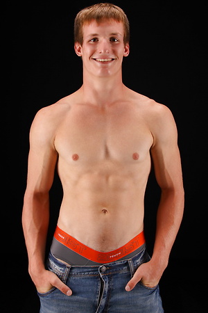 Hot stud Deryck strokes his dick