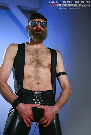 Dan Black in a leather gear