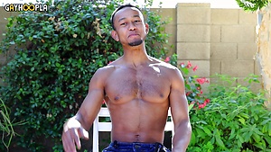 Apollo Parker Laughs And Shakes Some Ass To Warm Up On Set