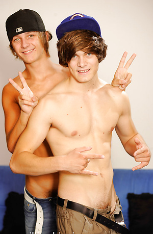 Euro twinks Daniel and Zdenek enjoy each other's smooth bodies during an ass fucking