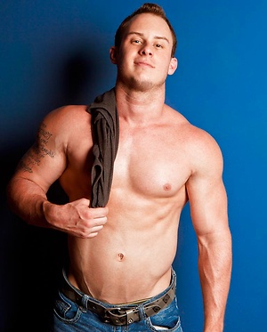 Pierce Carter jacking off dick