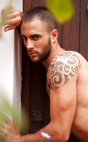 Hot Will Helm posing for LK