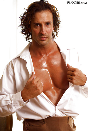 Mature macho Tony shows his boner