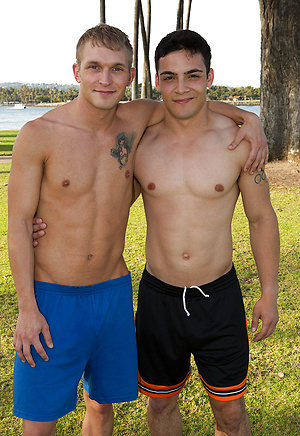 Ollie & Pete: Bareback