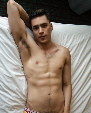 Markus Kent prepares for his bareback debut