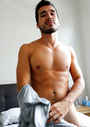 New Mate Alert - Joining us naked and horny is Benjamin Bosco